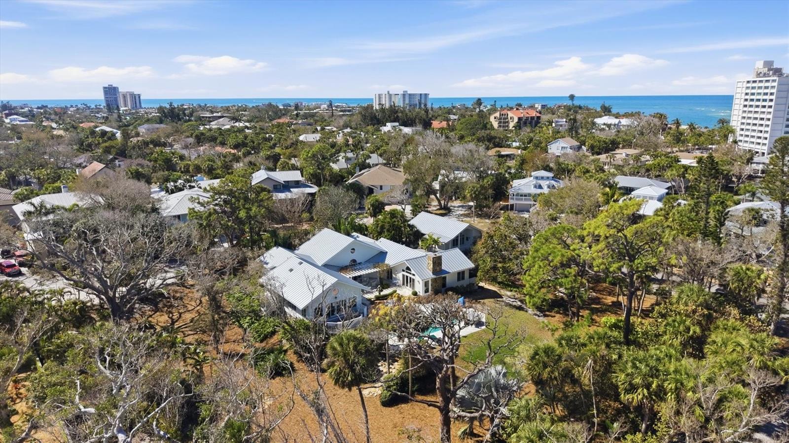 SIESTA HAMMOCK - Residential