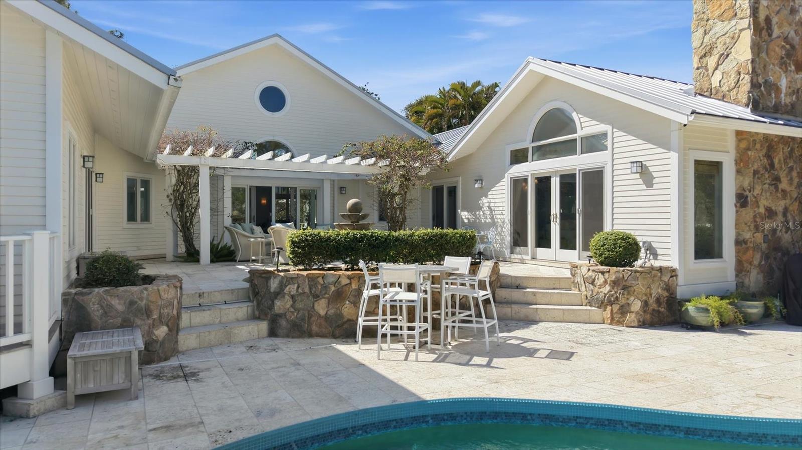 SIESTA HAMMOCK - Residential