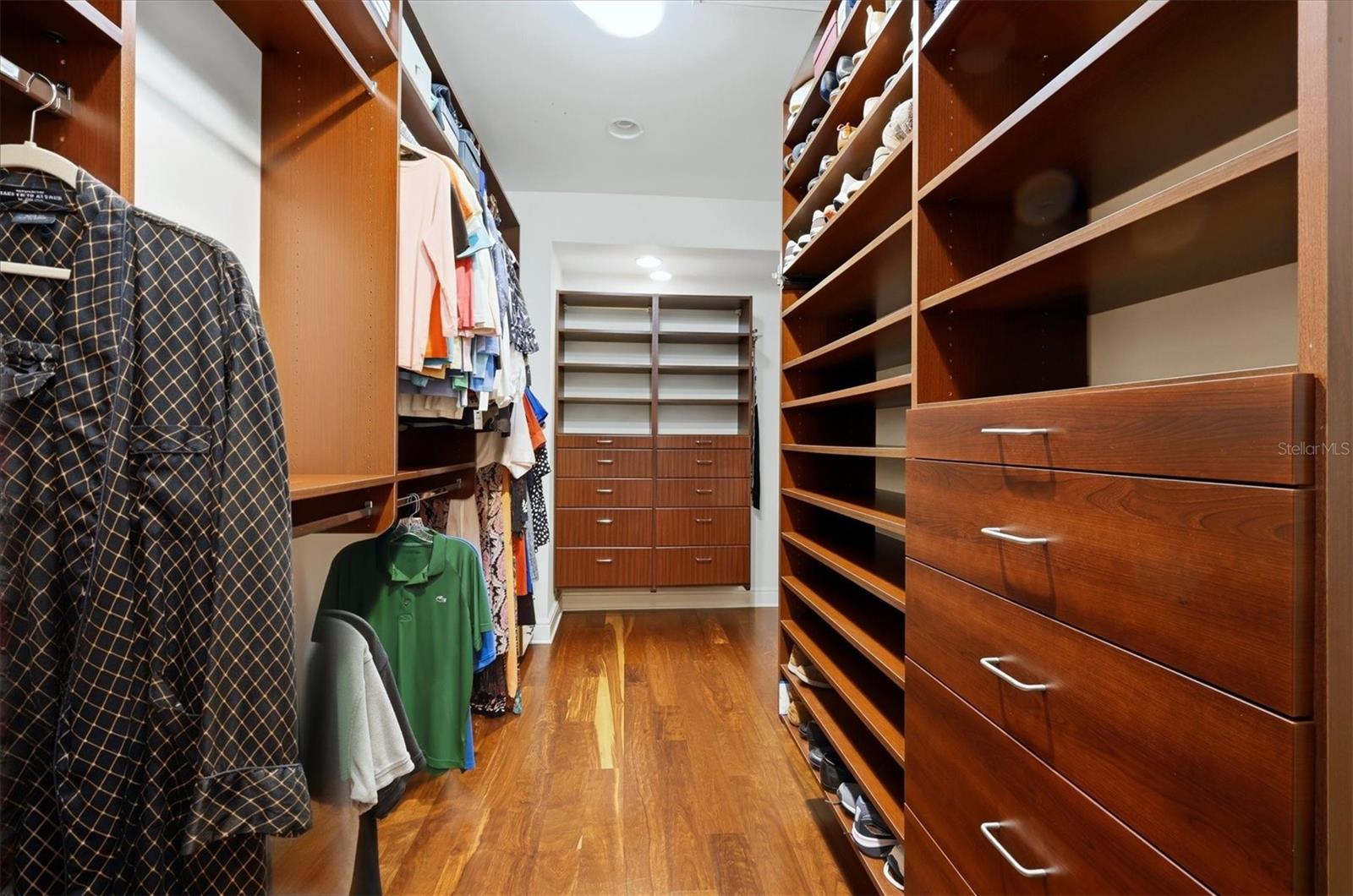 SIESTA HAMMOCK - Residential