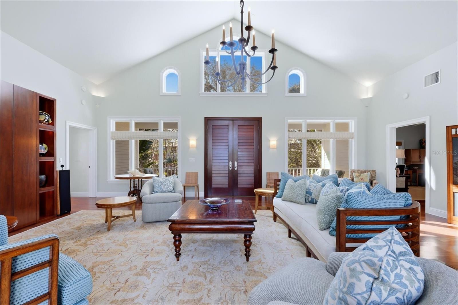 SIESTA HAMMOCK - Residential