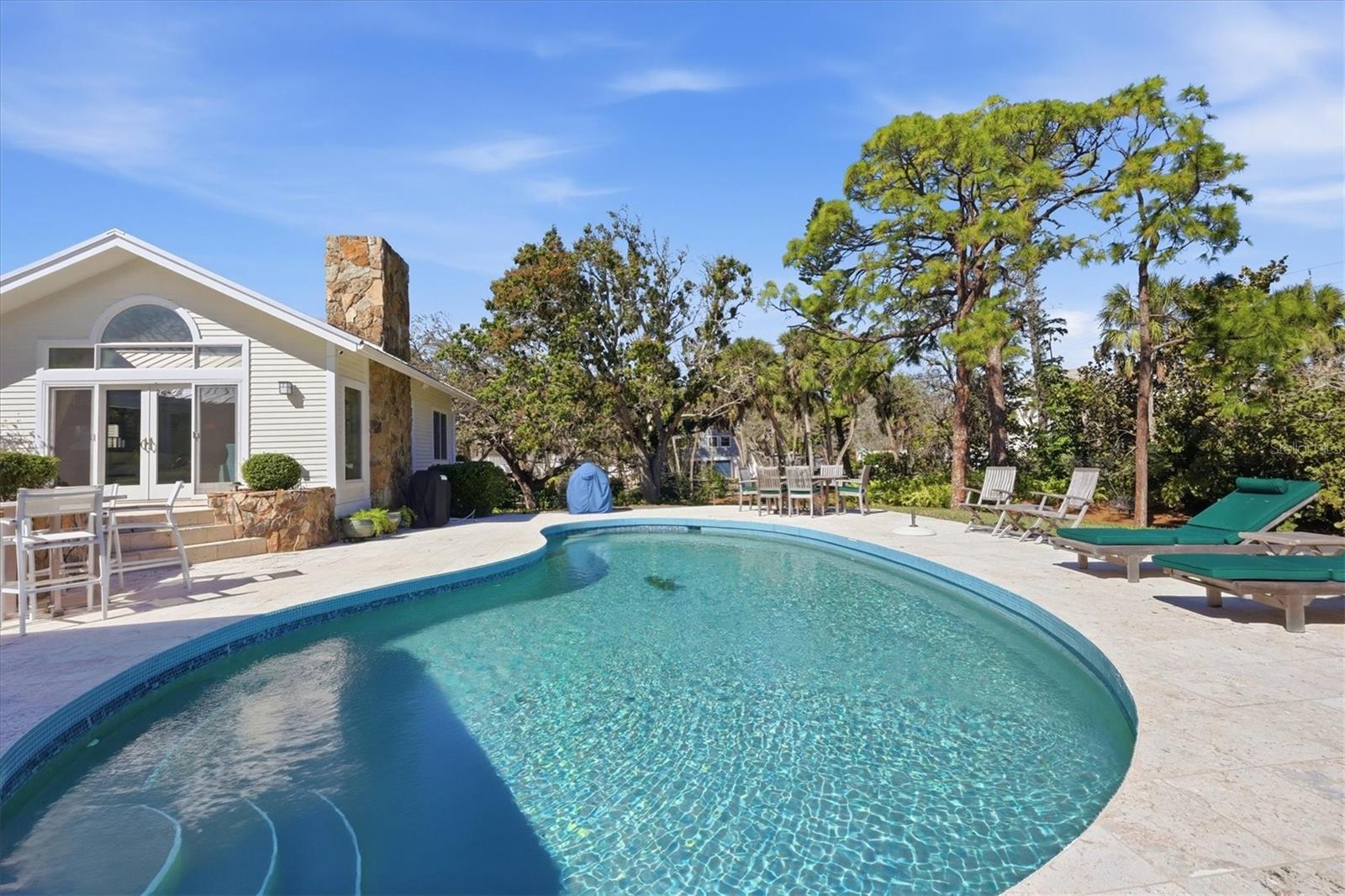 SIESTA HAMMOCK - Residential