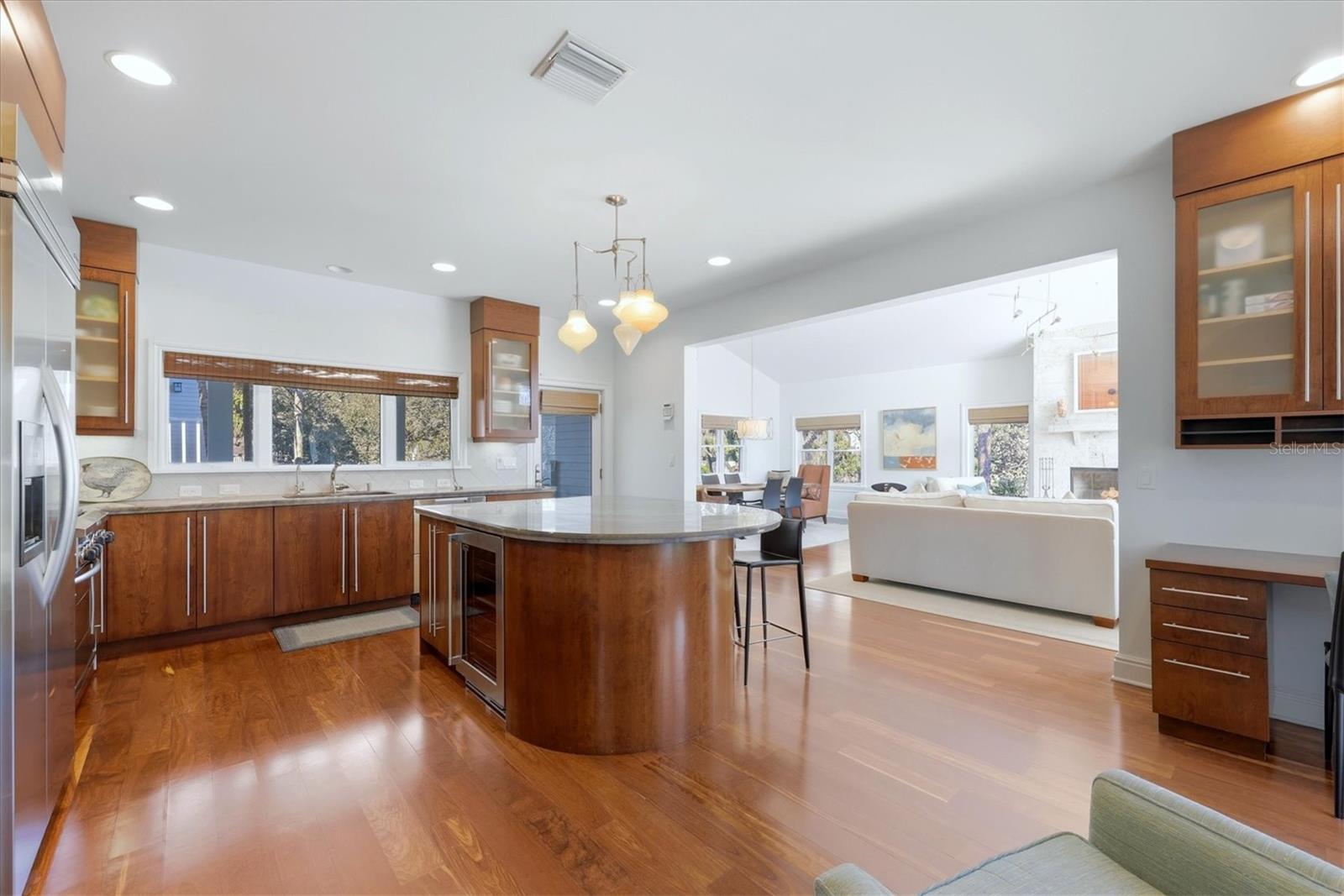 SIESTA HAMMOCK - Residential