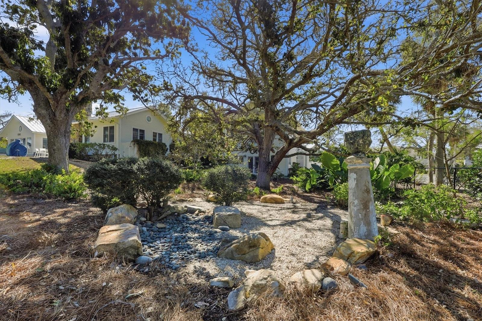 SIESTA HAMMOCK - Residential