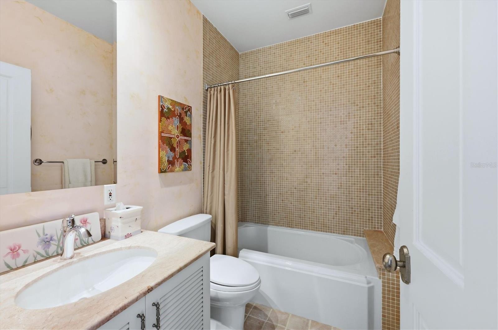 SIESTA HAMMOCK - Residential