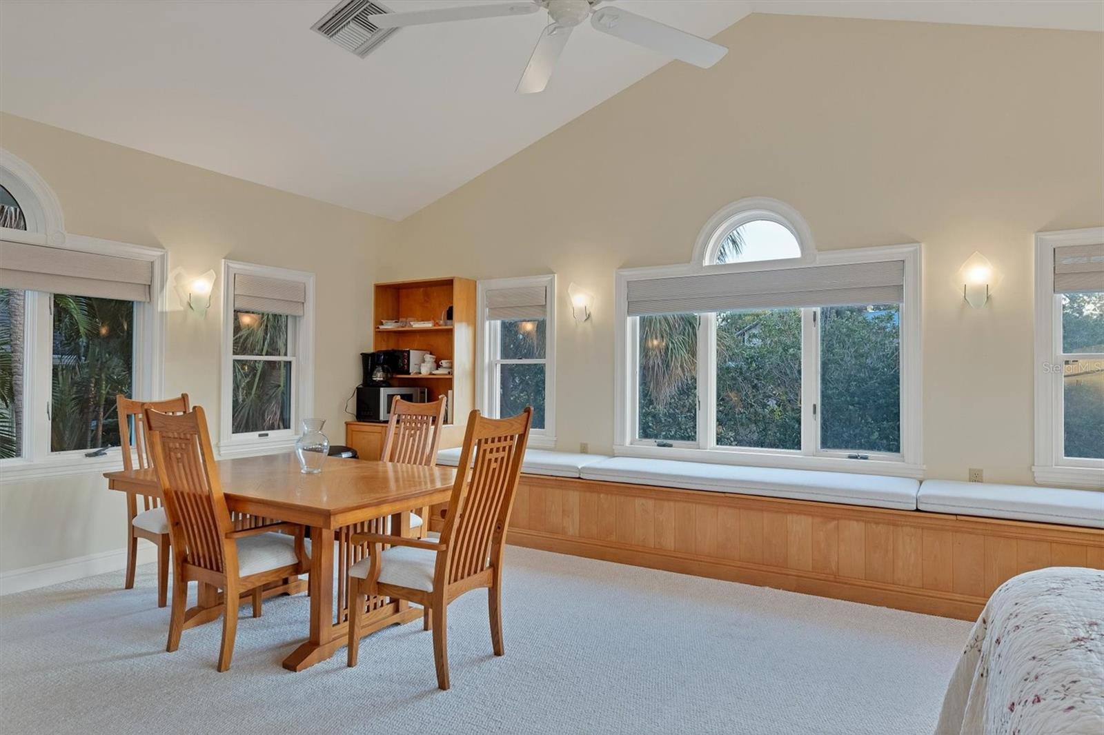 SIESTA HAMMOCK - Residential