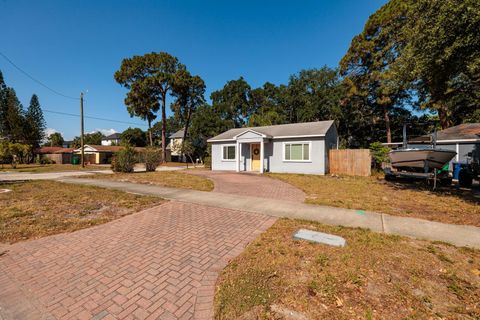 A home in TAMPA