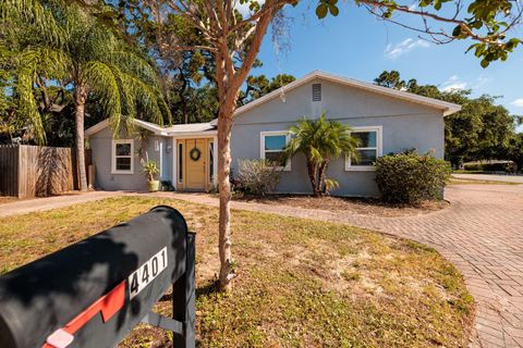 A home in TAMPA