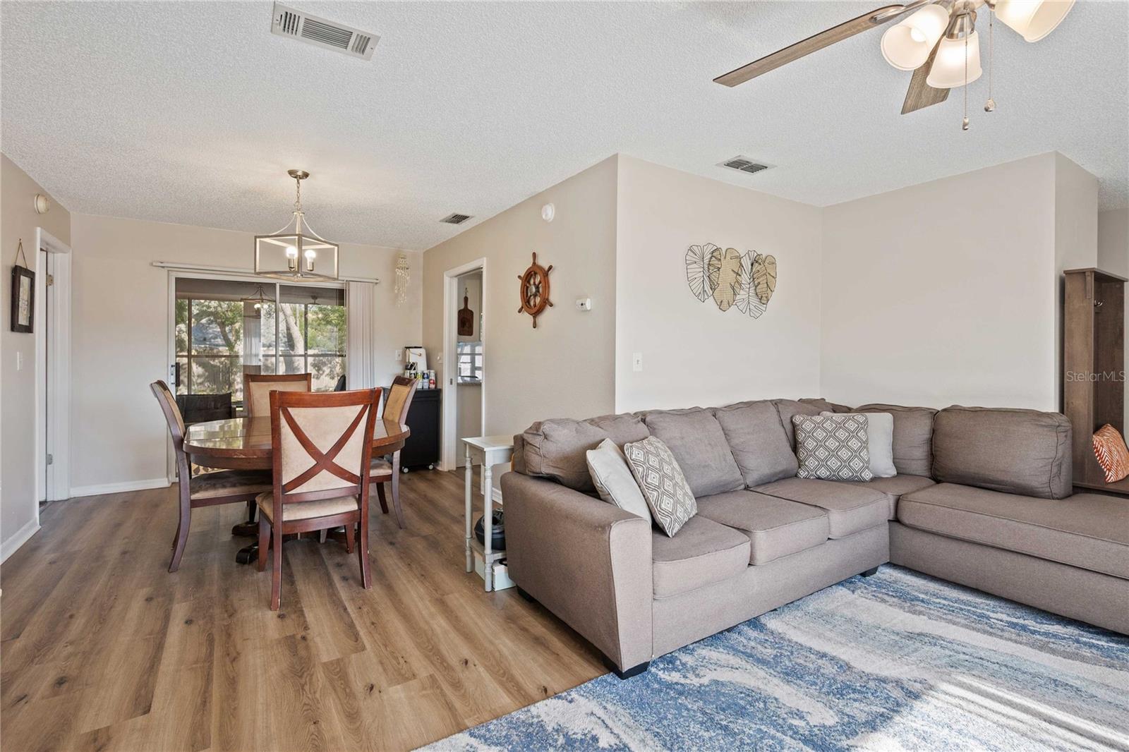 SPRING HILL - Residential Lease