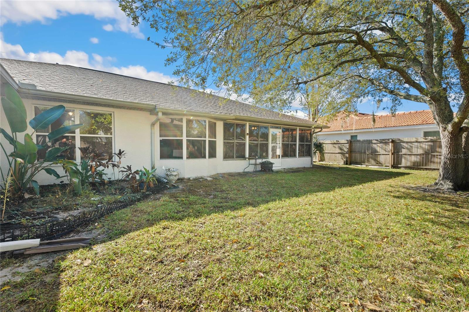 SPRING HILL - Residential Lease