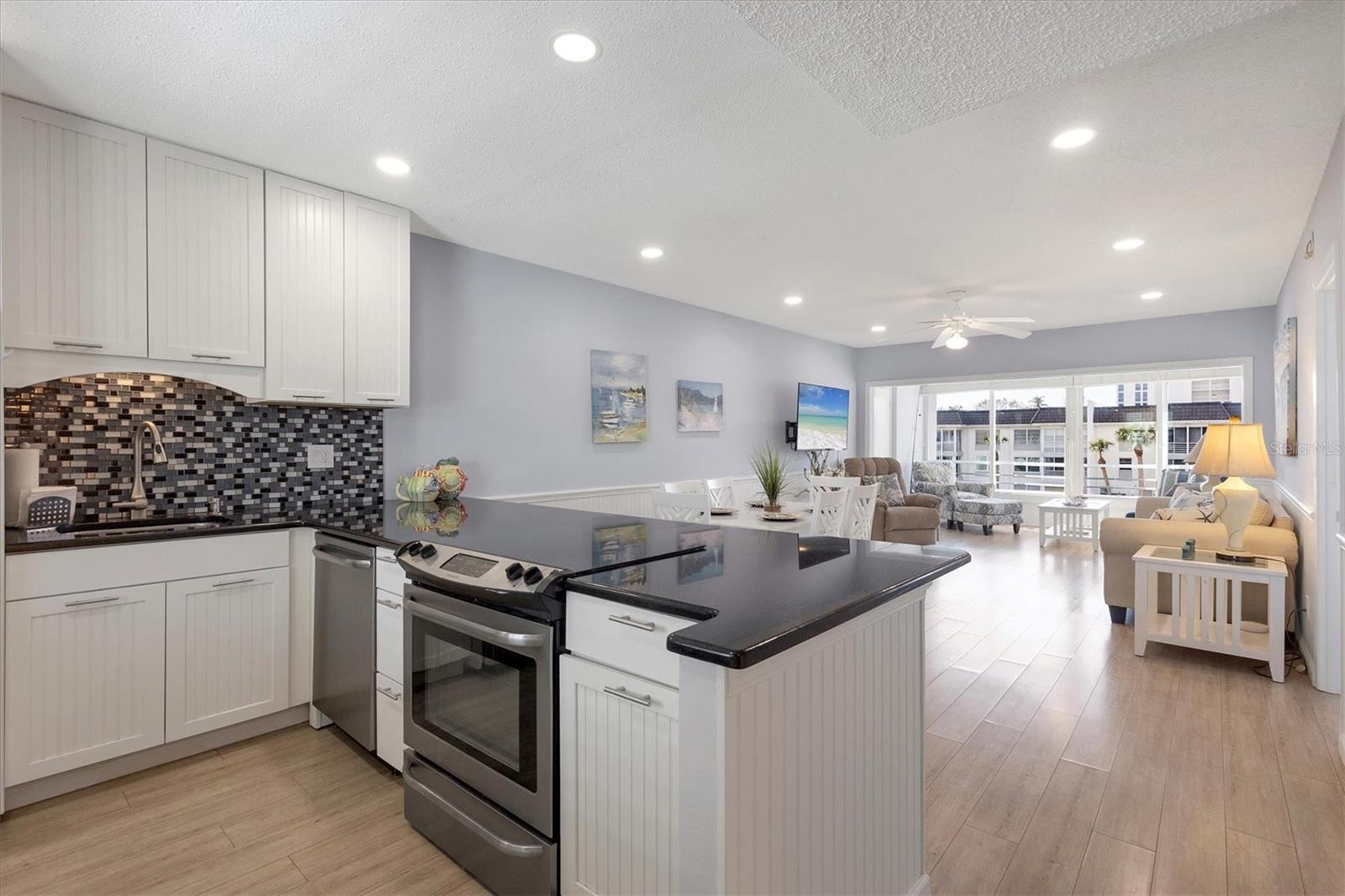 4390 EXETER DRIVE I305