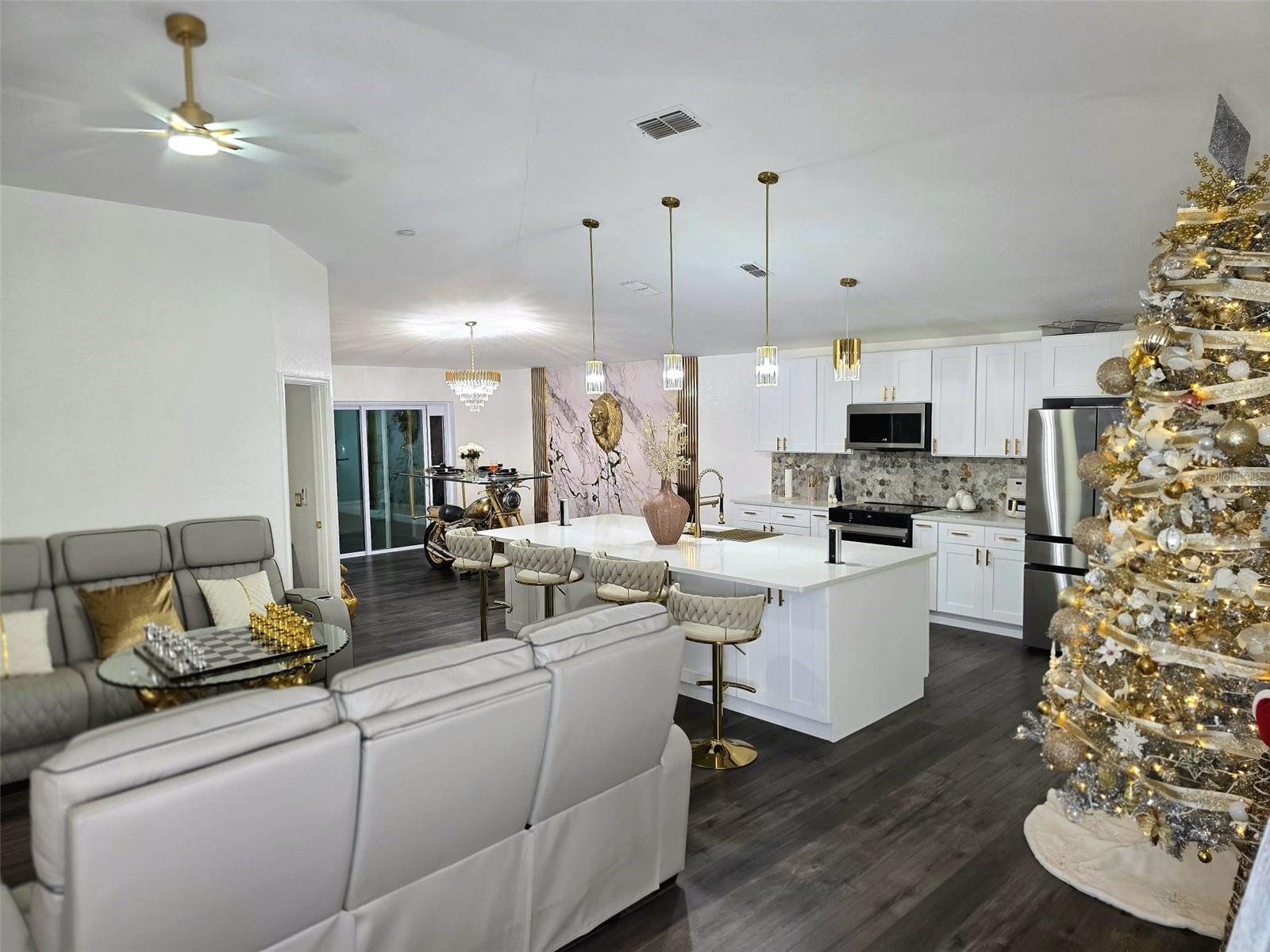 ENCLAVE PH 02 - Residential