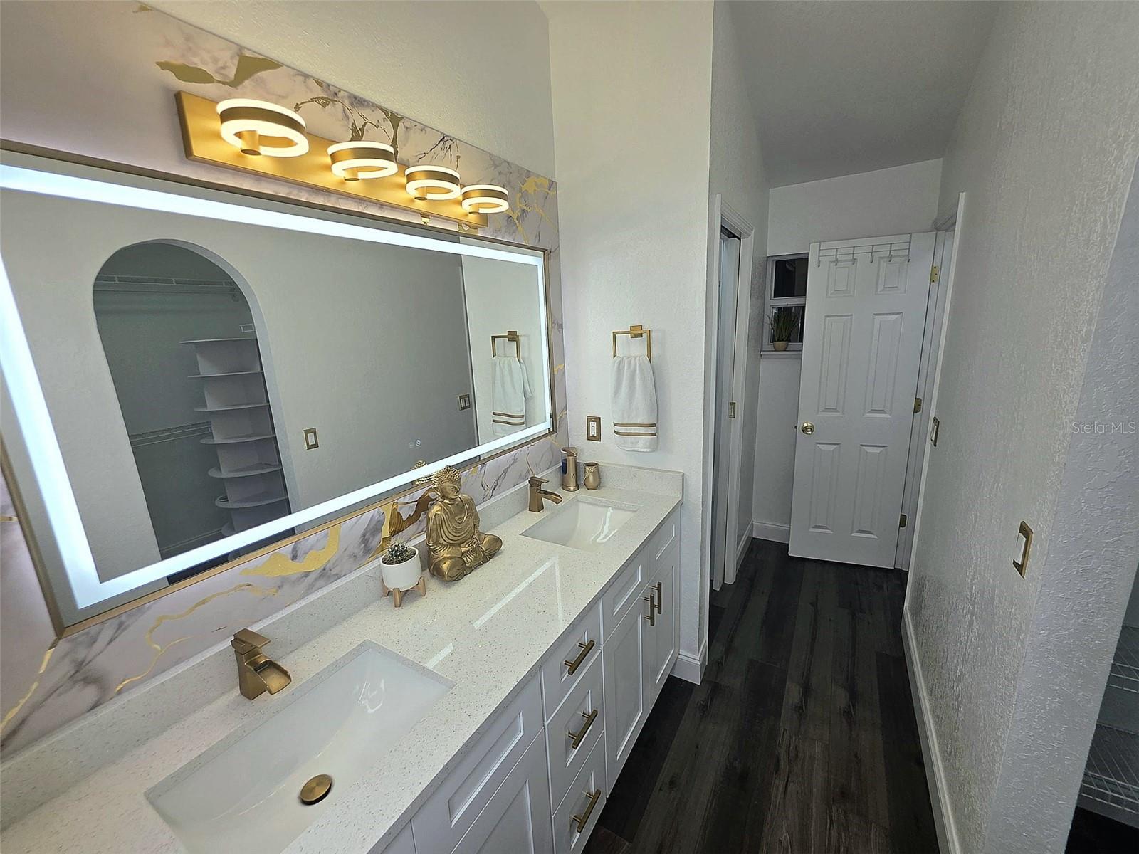 ENCLAVE PH 02 - Residential