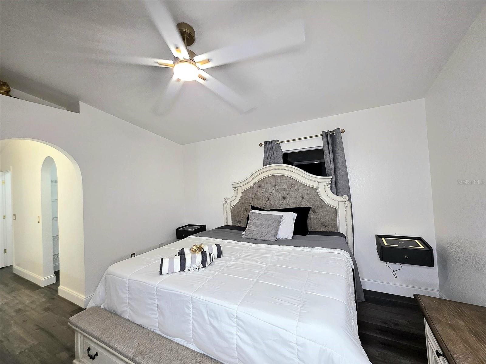 ENCLAVE PH 02 - Residential