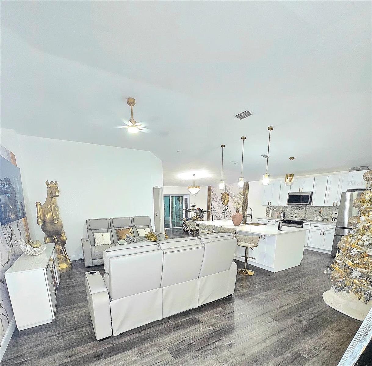 ENCLAVE PH 02 - Residential