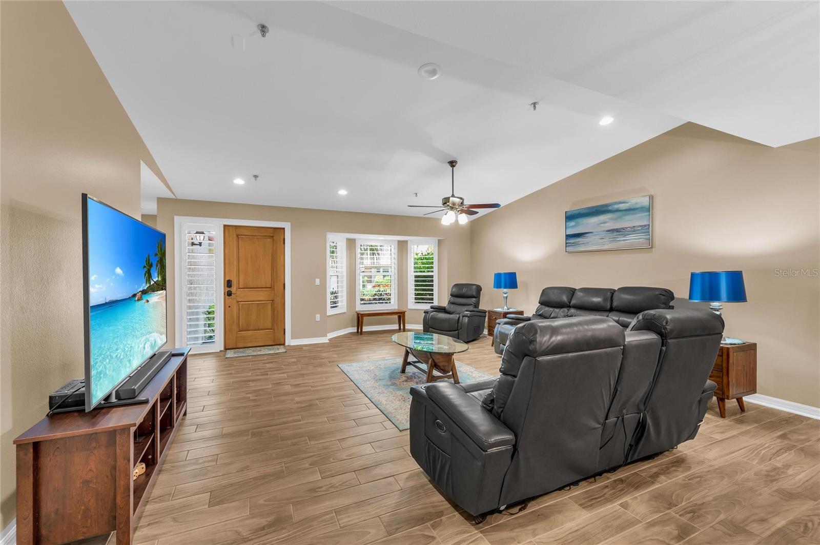 2350 HARBOUR OAKS DRIVE