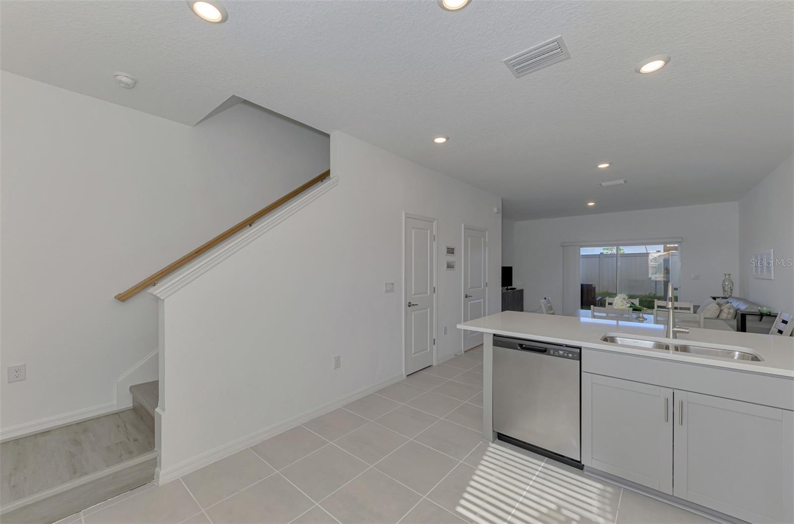 SKYE RANCH NBRHD 2 TWNHMS NORT - Residential