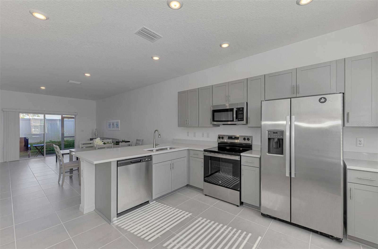 SKYE RANCH NBRHD 2 TWNHMS NORT - Residential