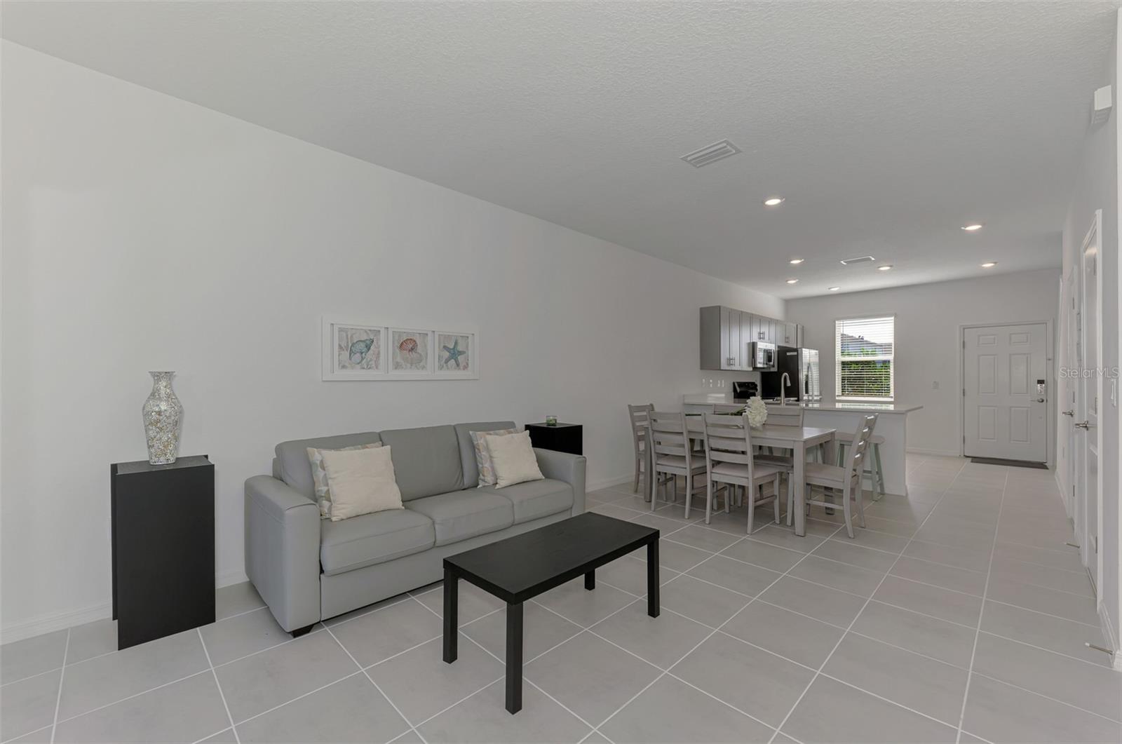 SKYE RANCH NBRHD 2 TWNHMS NORT - Residential