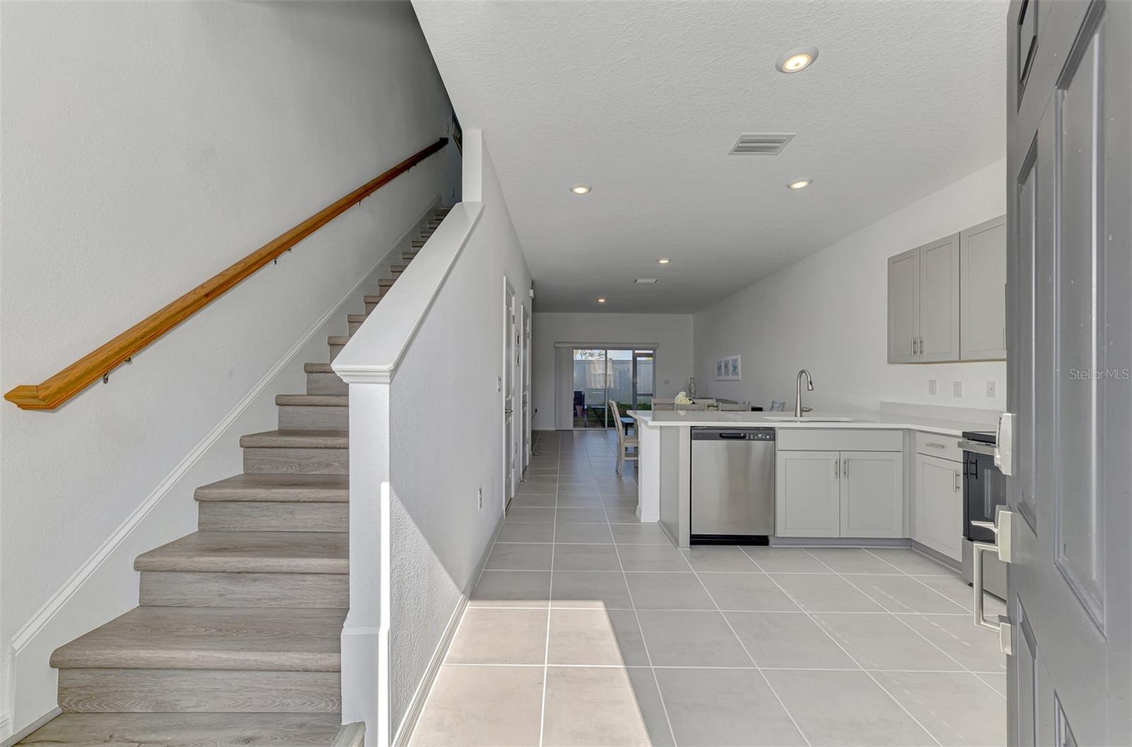 SKYE RANCH NBRHD 2 TWNHMS NORT - Residential