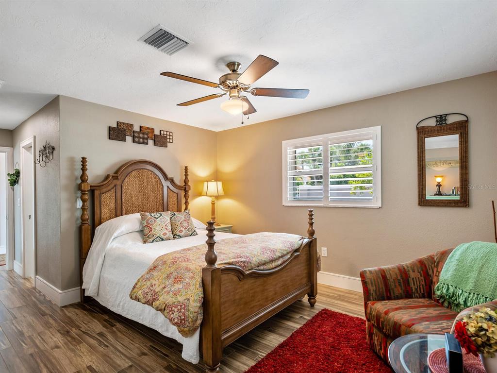 SOUTHPOINTE SHORES - Residential