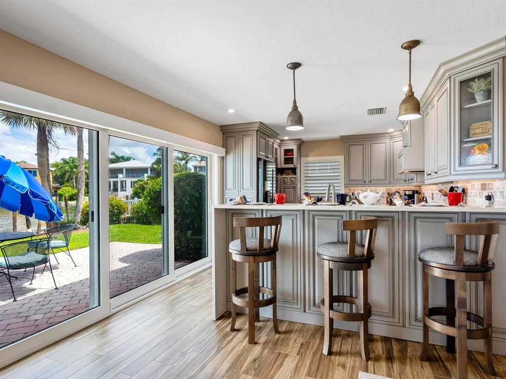 SOUTHPOINTE SHORES - Residential