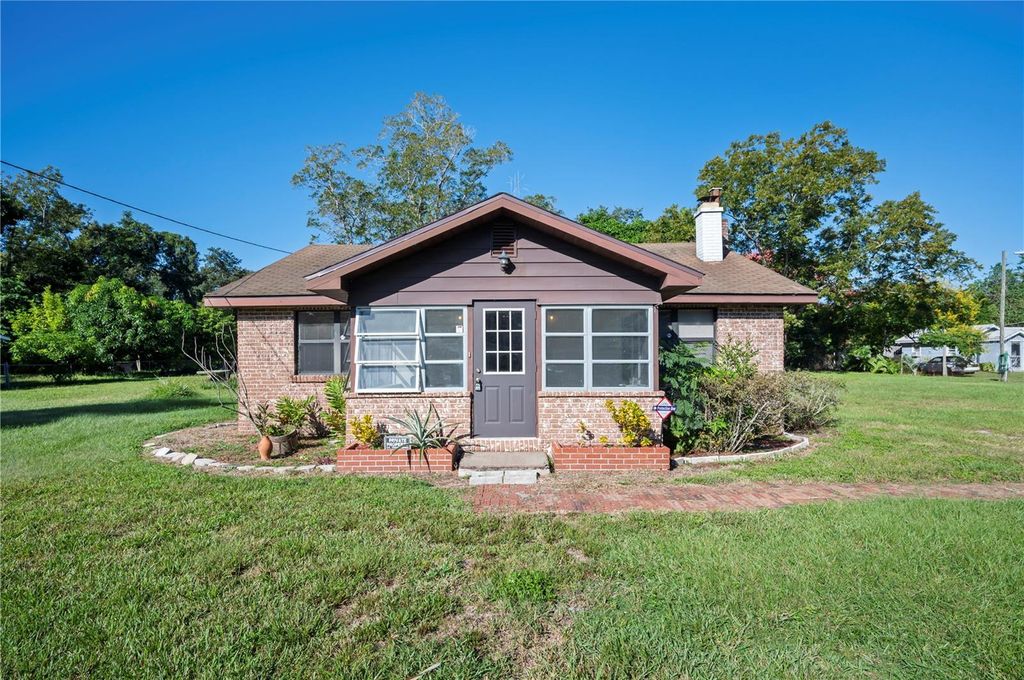 Photo of 1331 33rd Street NW, Winter Haven, FL 33881 (MLS # P4936706)