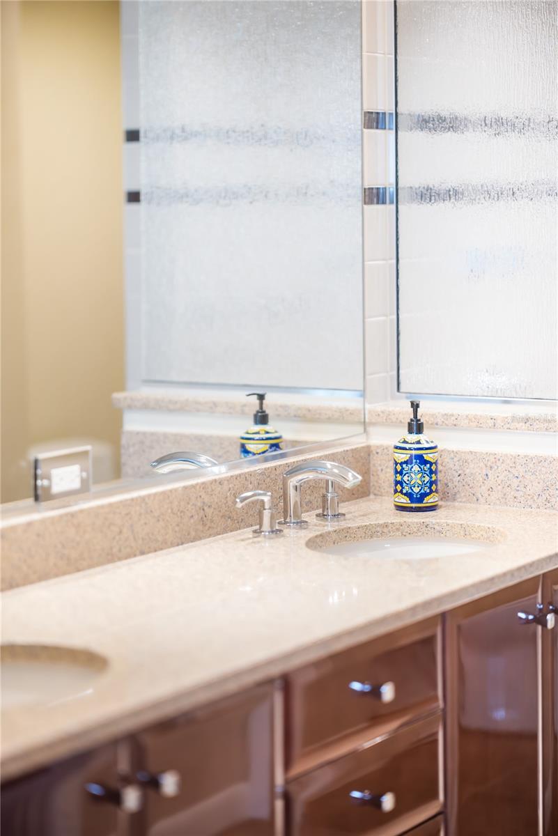 LIDO BEACH CLUB - Residential