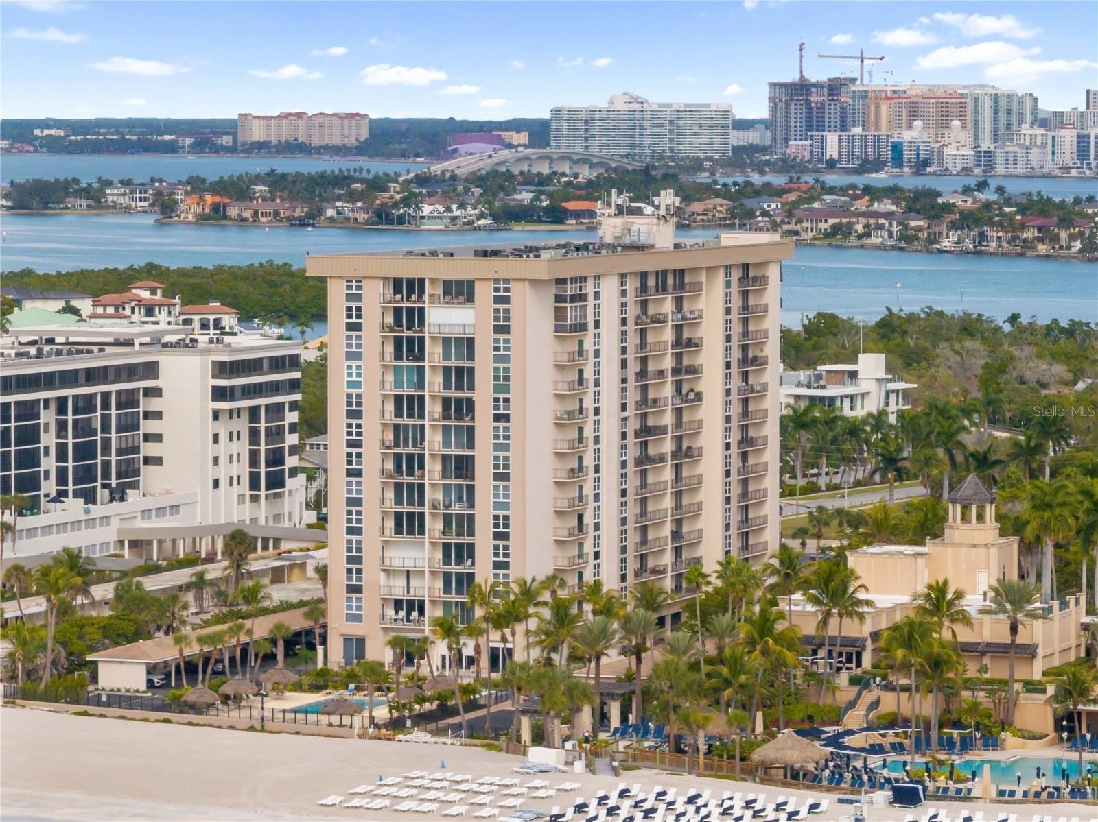 LIDO BEACH CLUB - Residential