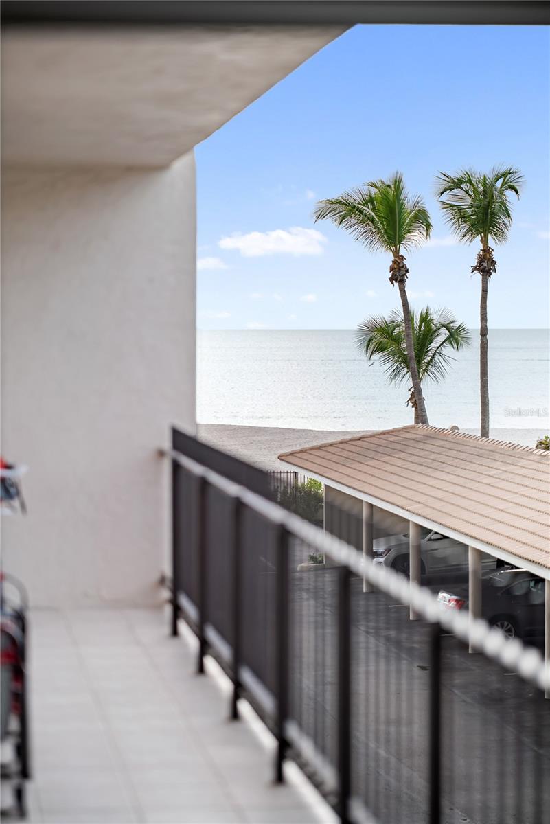 LIDO BEACH CLUB - Residential