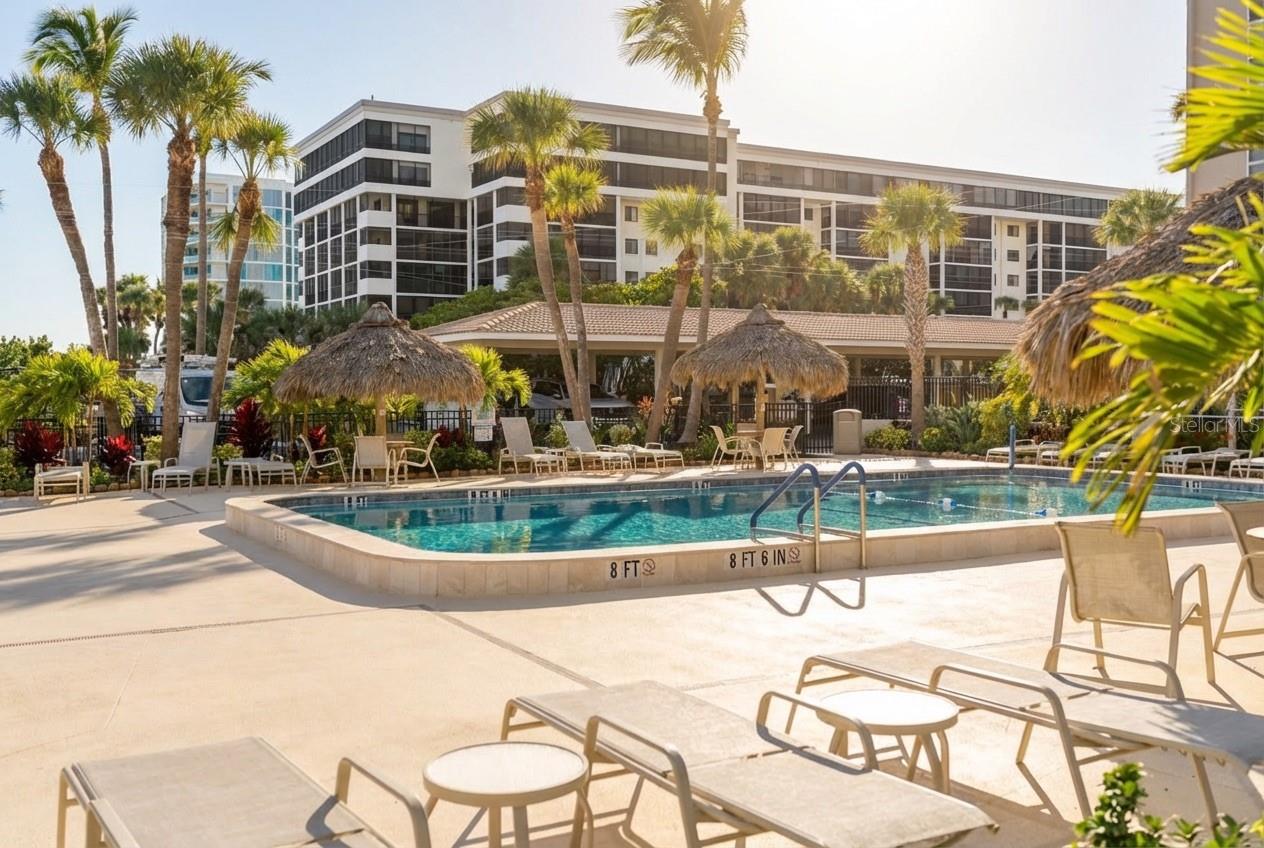 LIDO BEACH CLUB - Residential