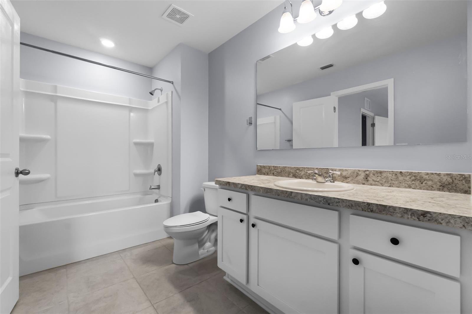 ASHFORD PLACE - Residential