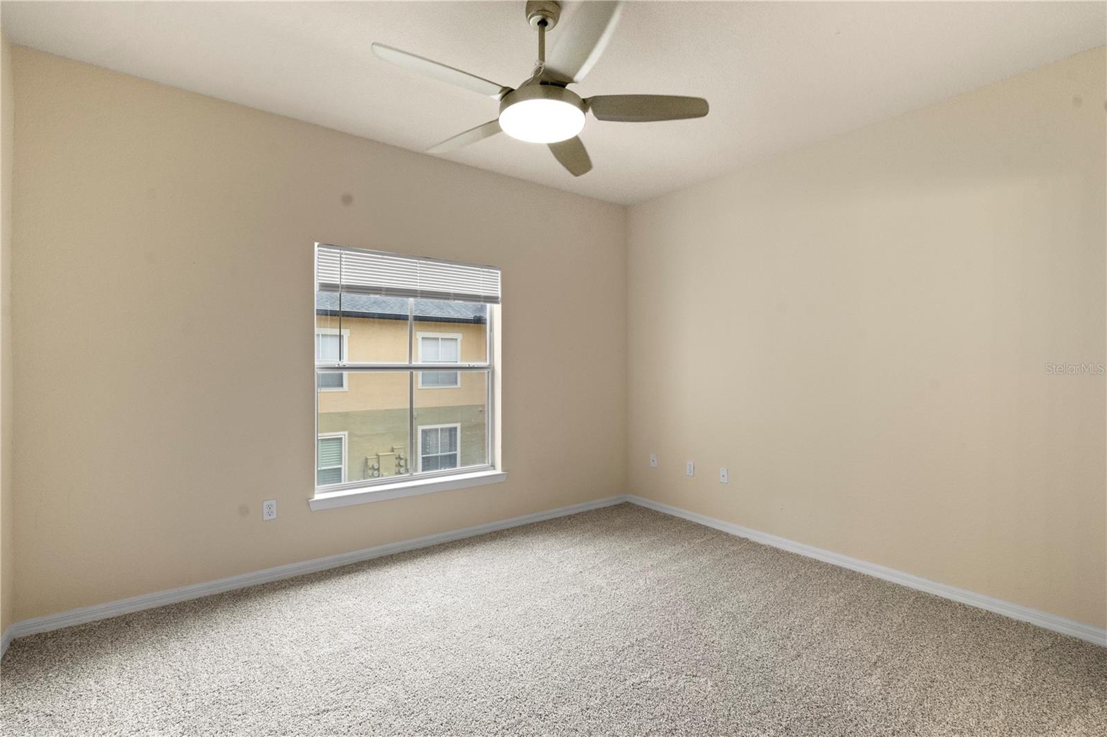 FOUNTAINS/METRO WEST - Residential