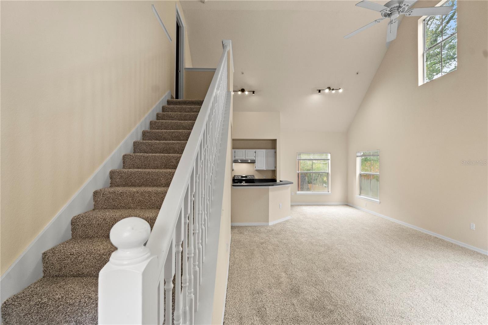 FOUNTAINS/METRO WEST - Residential