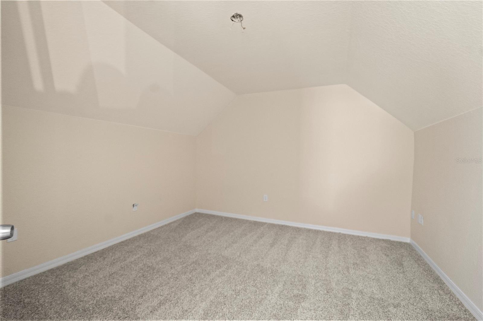 FOUNTAINS/METRO WEST - Residential