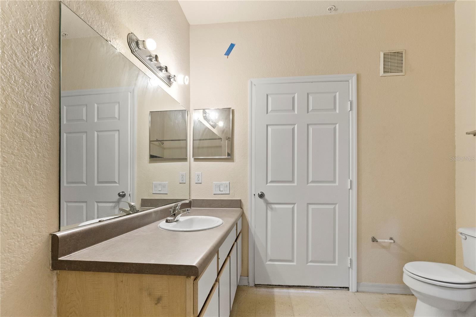 FOUNTAINS/METRO WEST - Residential