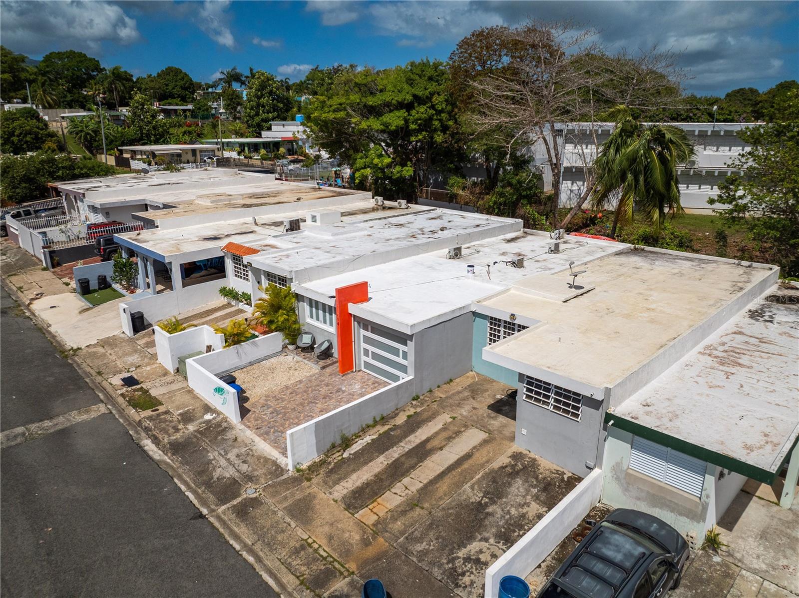 BRISAS DEL MAR - Residential