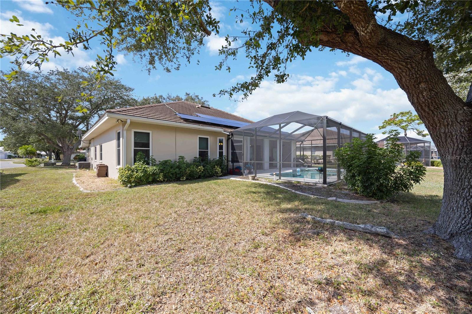 CHESTNUT CREEK MANORS - Residential