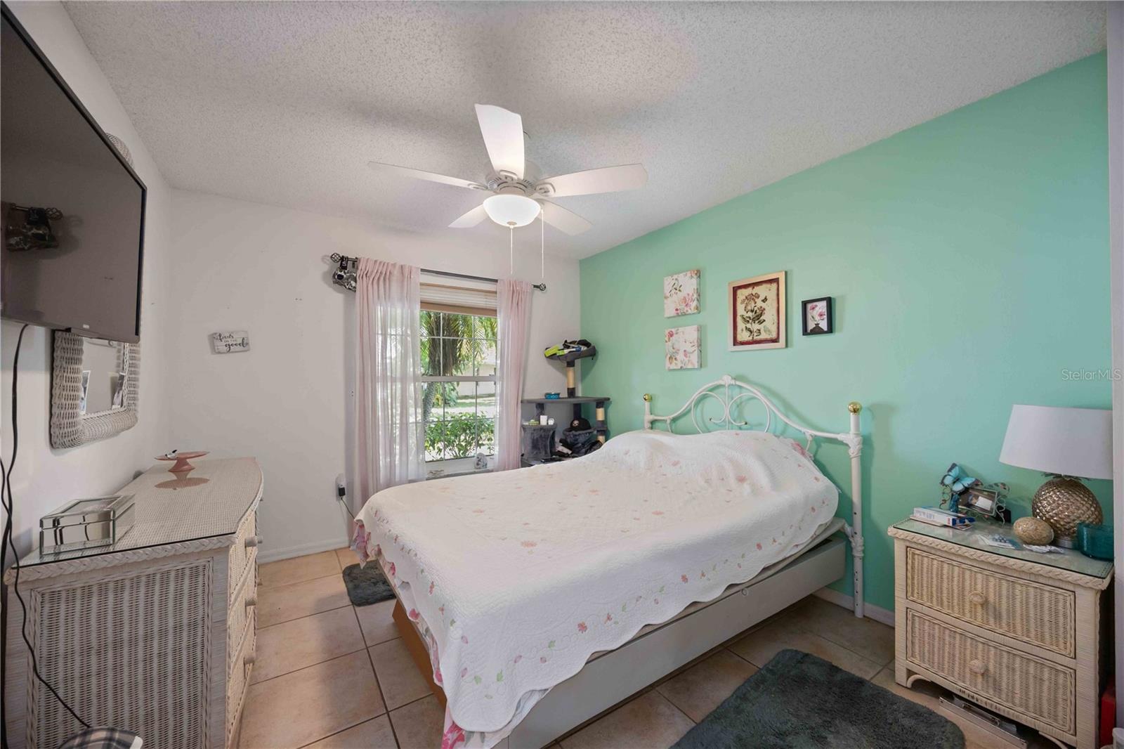 CHESTNUT CREEK MANORS - Residential