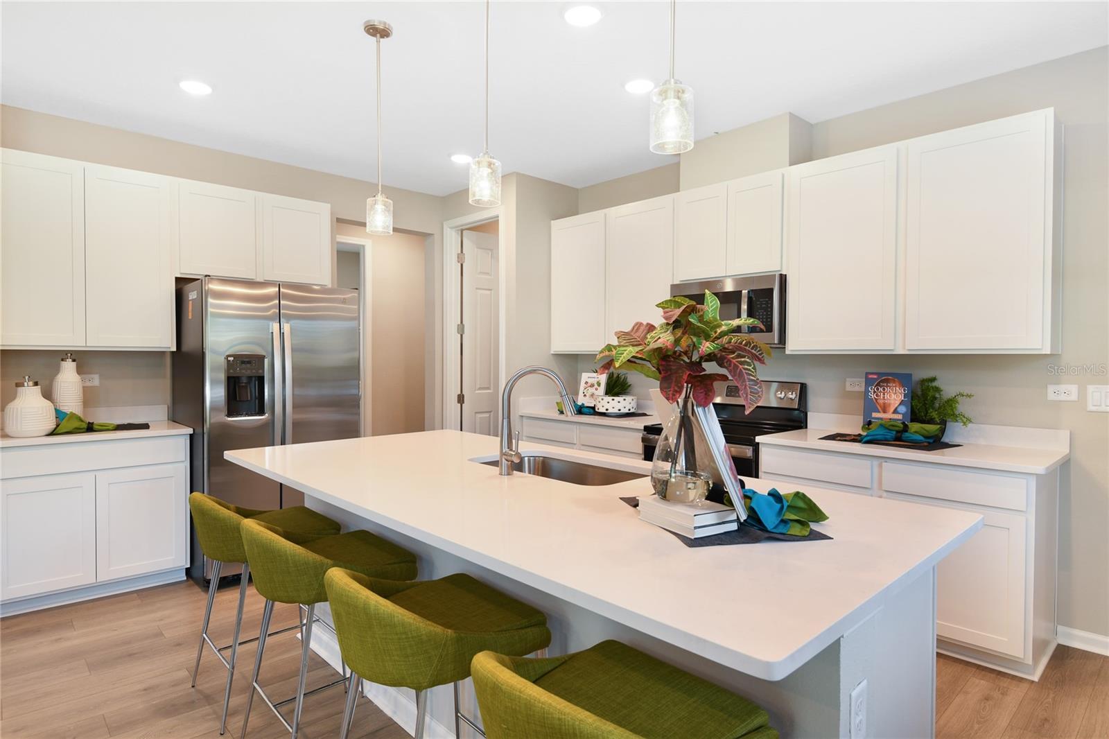 SEASONS AT MAGNOLIA POINTE - Residential