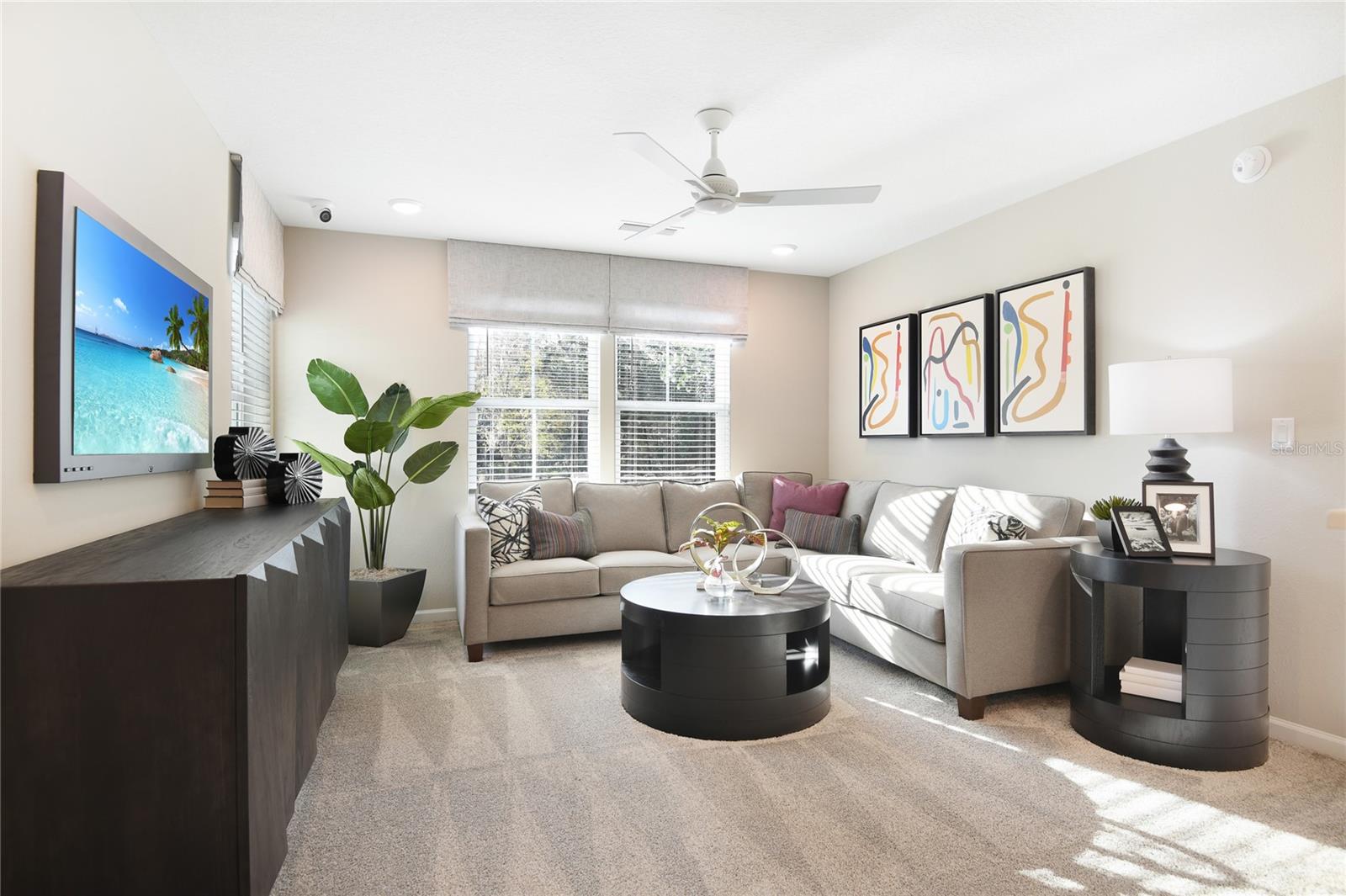 SEASONS AT MAGNOLIA POINTE - Residential