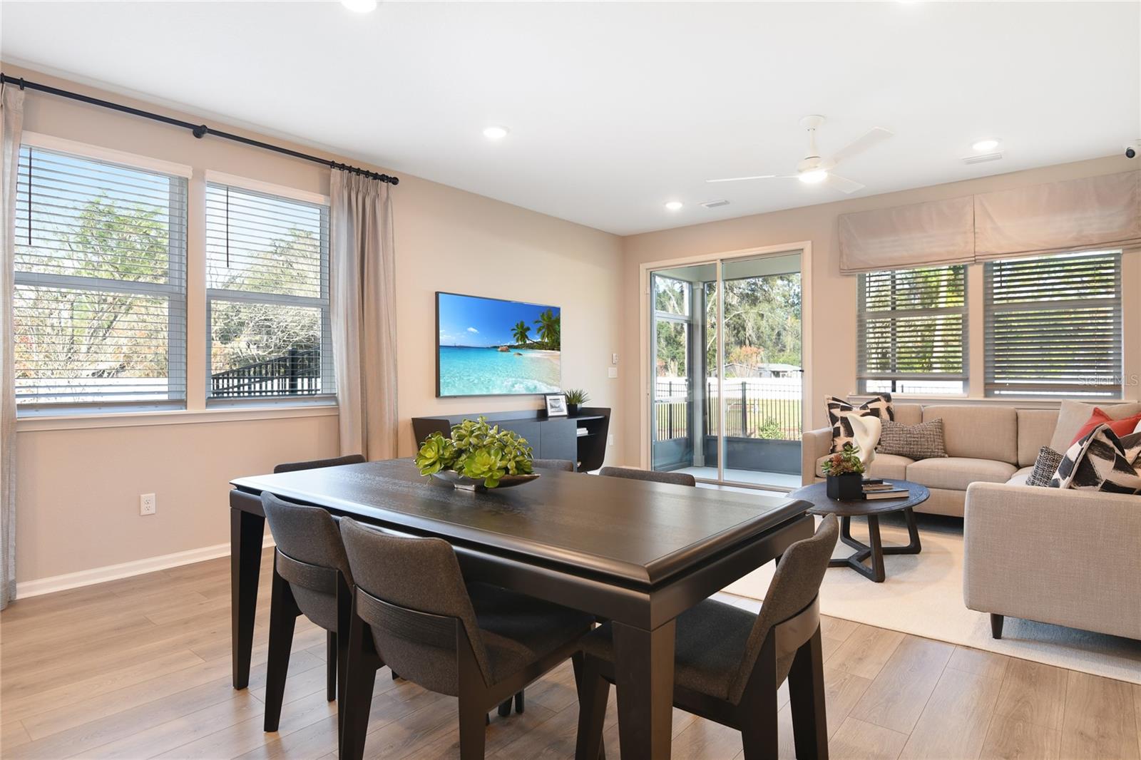 SEASONS AT MAGNOLIA POINTE - Residential