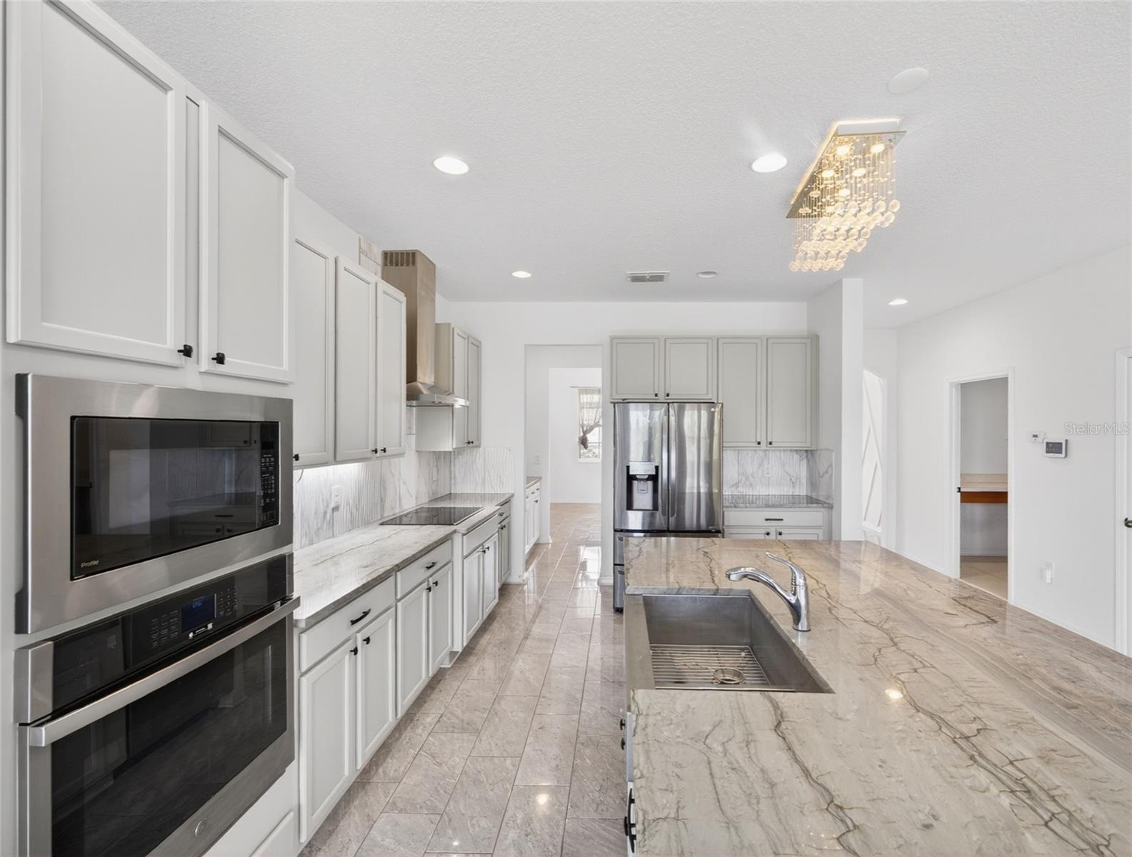 CADENCE PARK - Residential