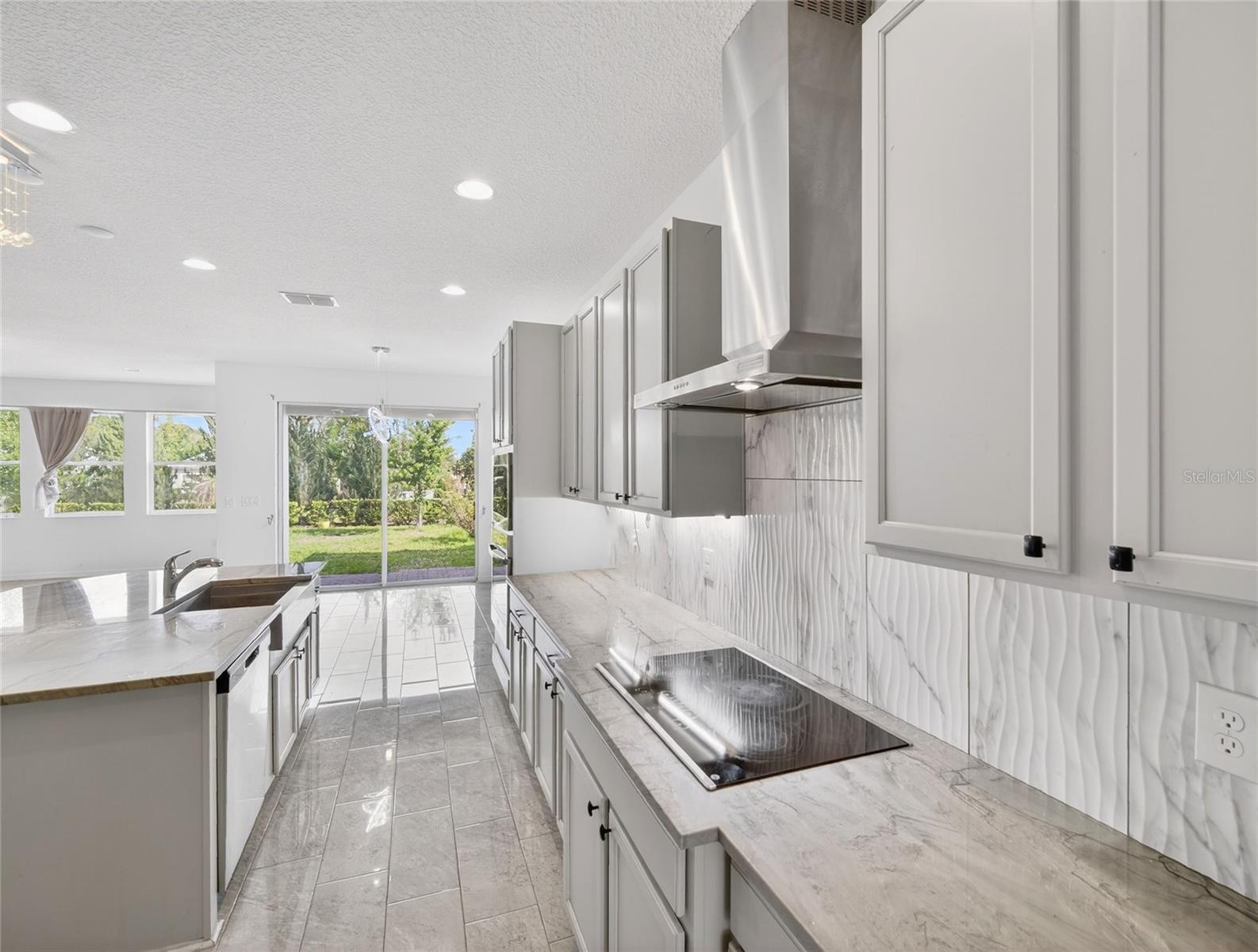 CADENCE PARK - Residential