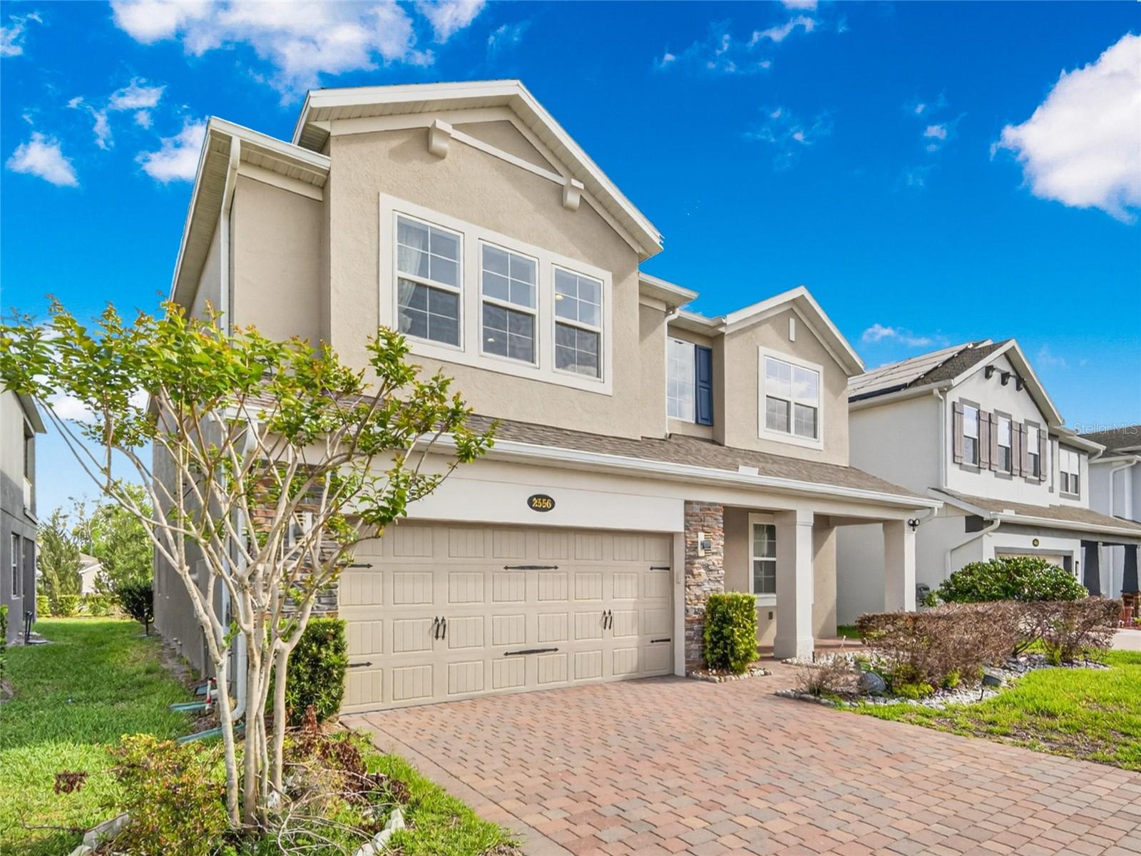 CADENCE PARK - Residential