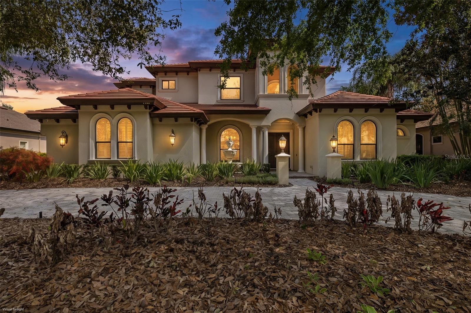 CHAMPIONS CLUB - Residential