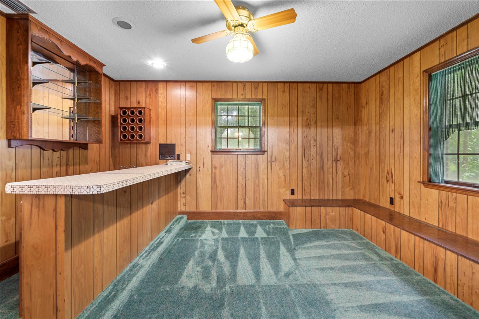 ROYAL OAKS ESTATE - Residential