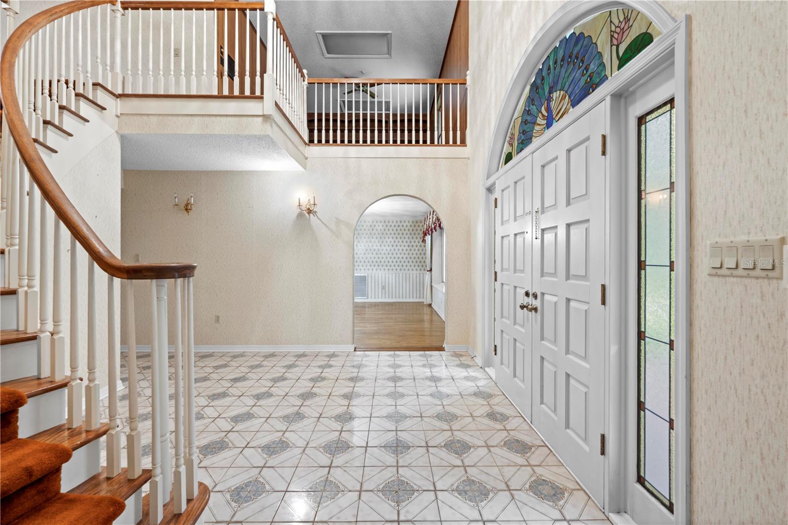 ROYAL OAKS ESTATE - Residential