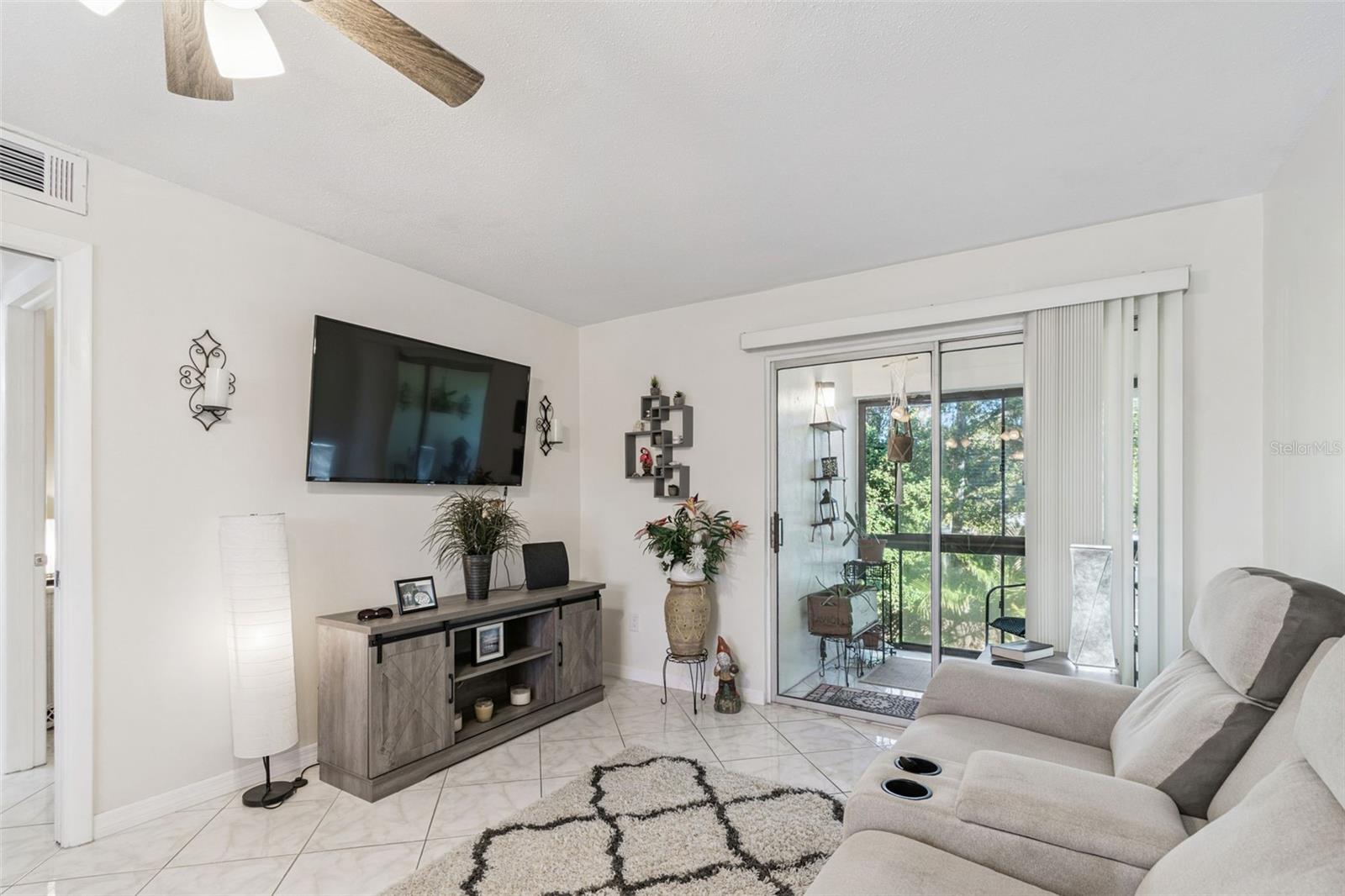 BAY PALMS CONDO - Residential