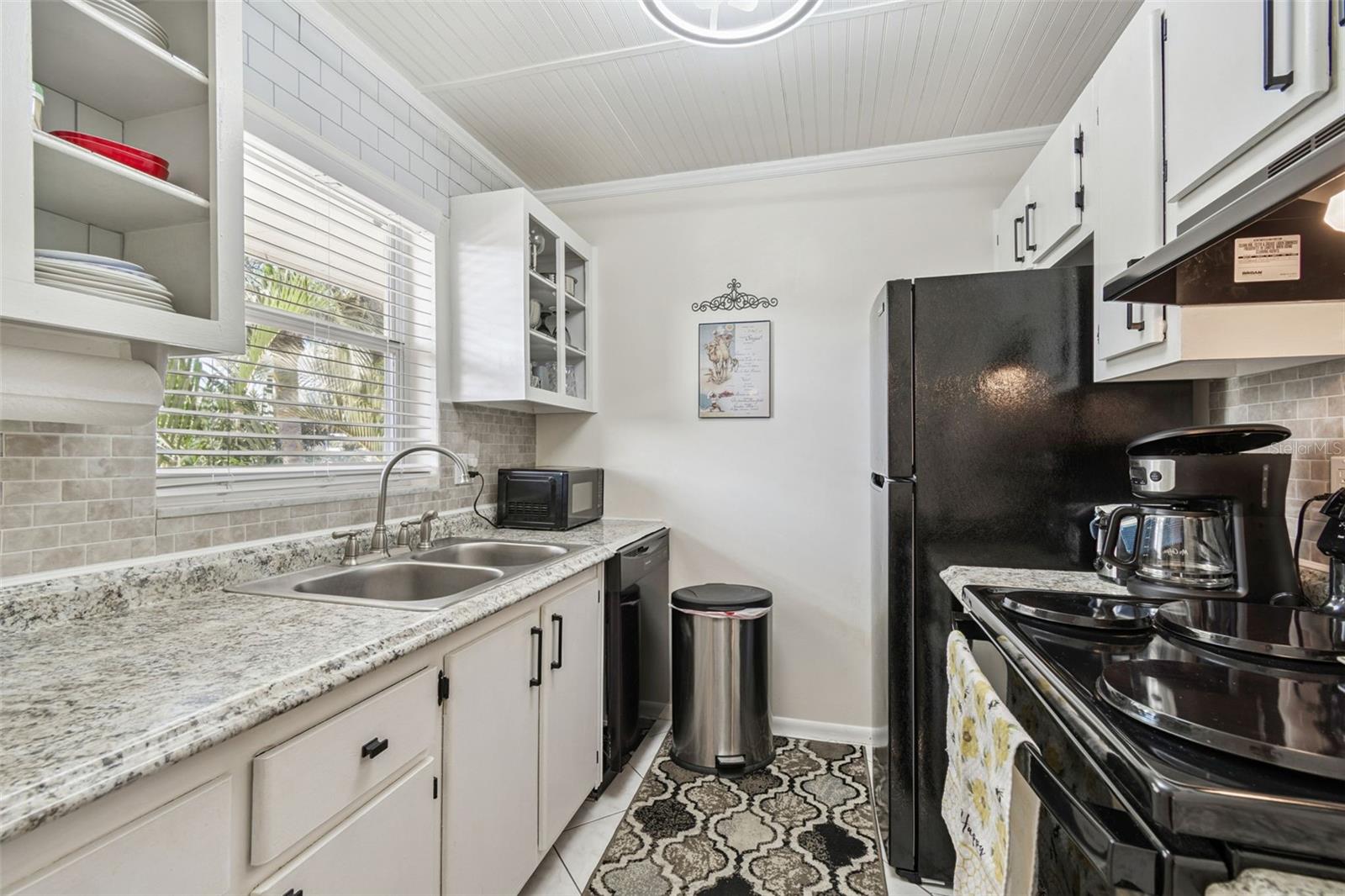 BAY PALMS CONDO - Residential