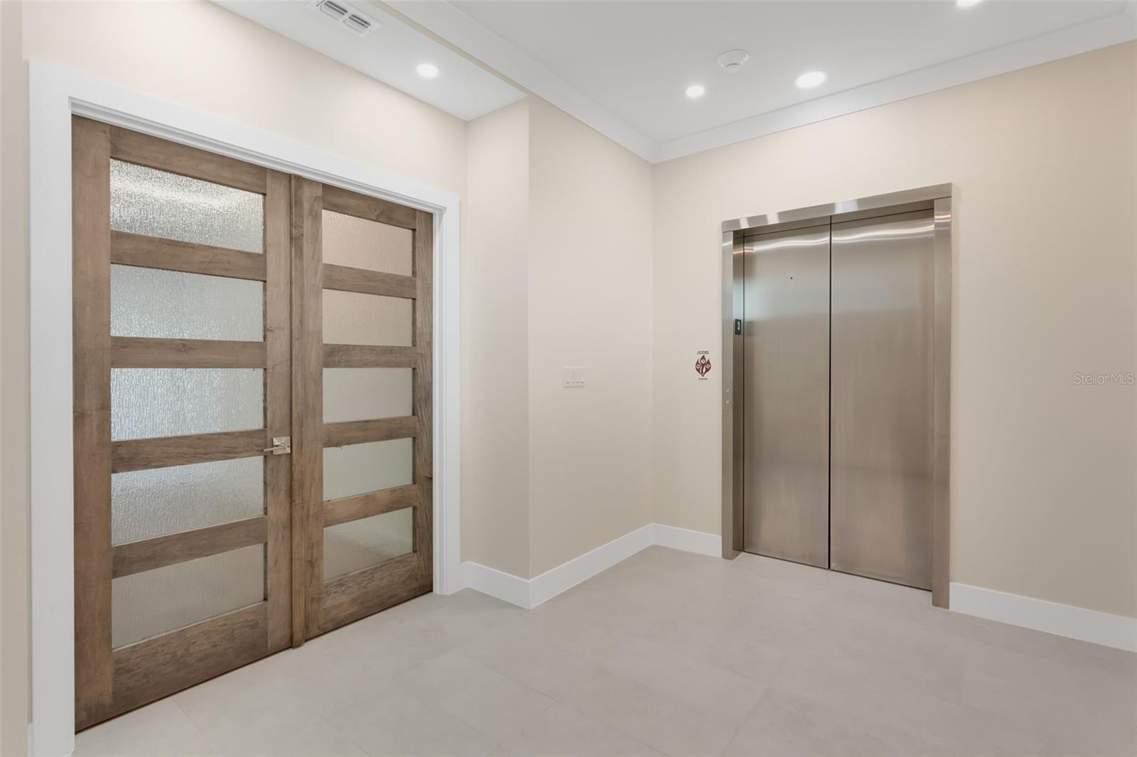 455 PINELLAS BAYWAY S 3B